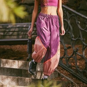 NWT Free People Women's FP Movement Free Throw Pants. Size Medium.